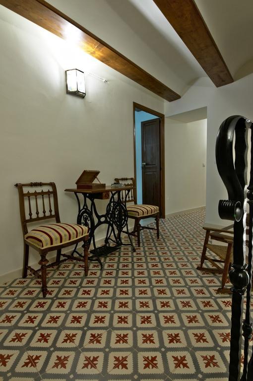 Casa Rural "Ca Tona" 丘利利亚 外观 照片
