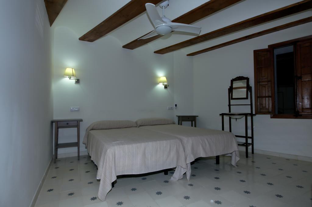 Casa Rural "Ca Tona" 丘利利亚 外观 照片